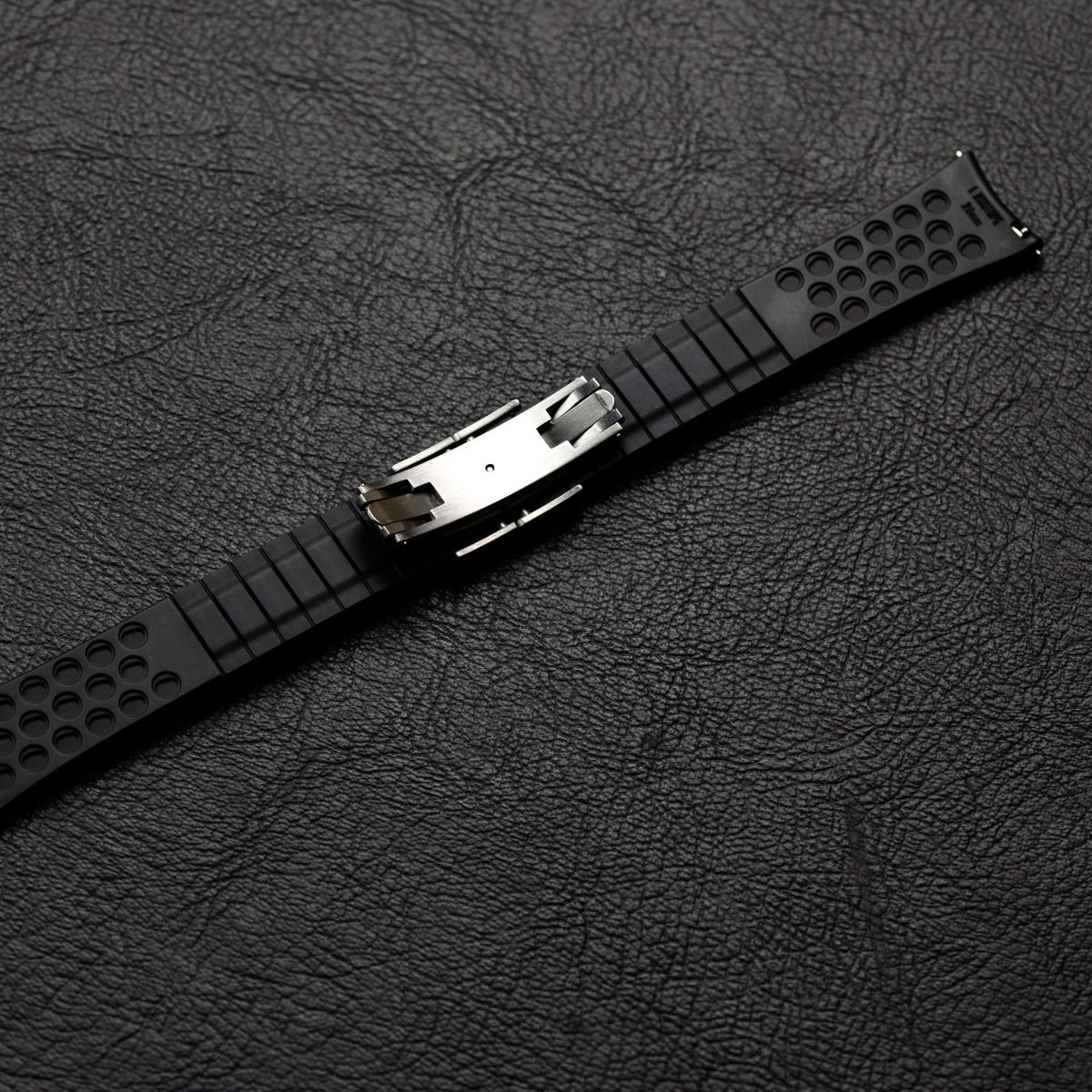 Black FKM with clasp