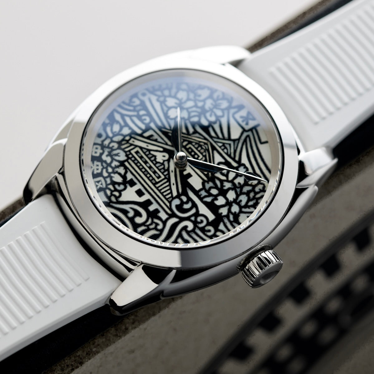 Mercury Altmann × Isotope