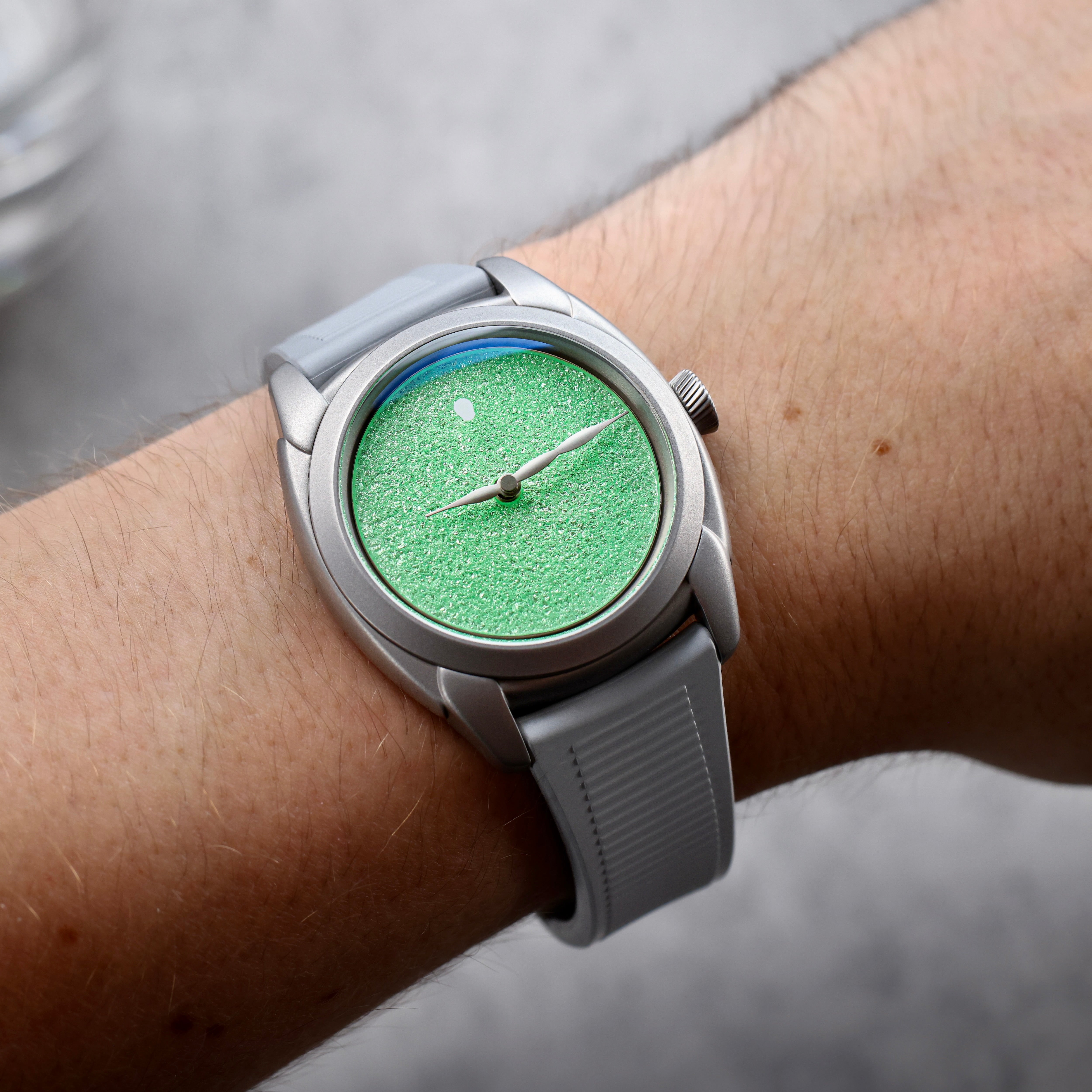 Oracle Time x Isotope Mercury Vitreous