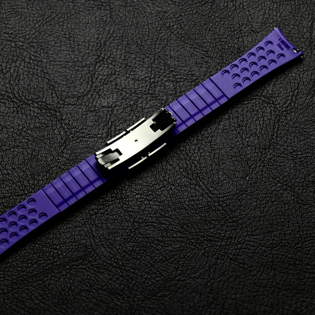 Purple FKM CTS with buckle 2