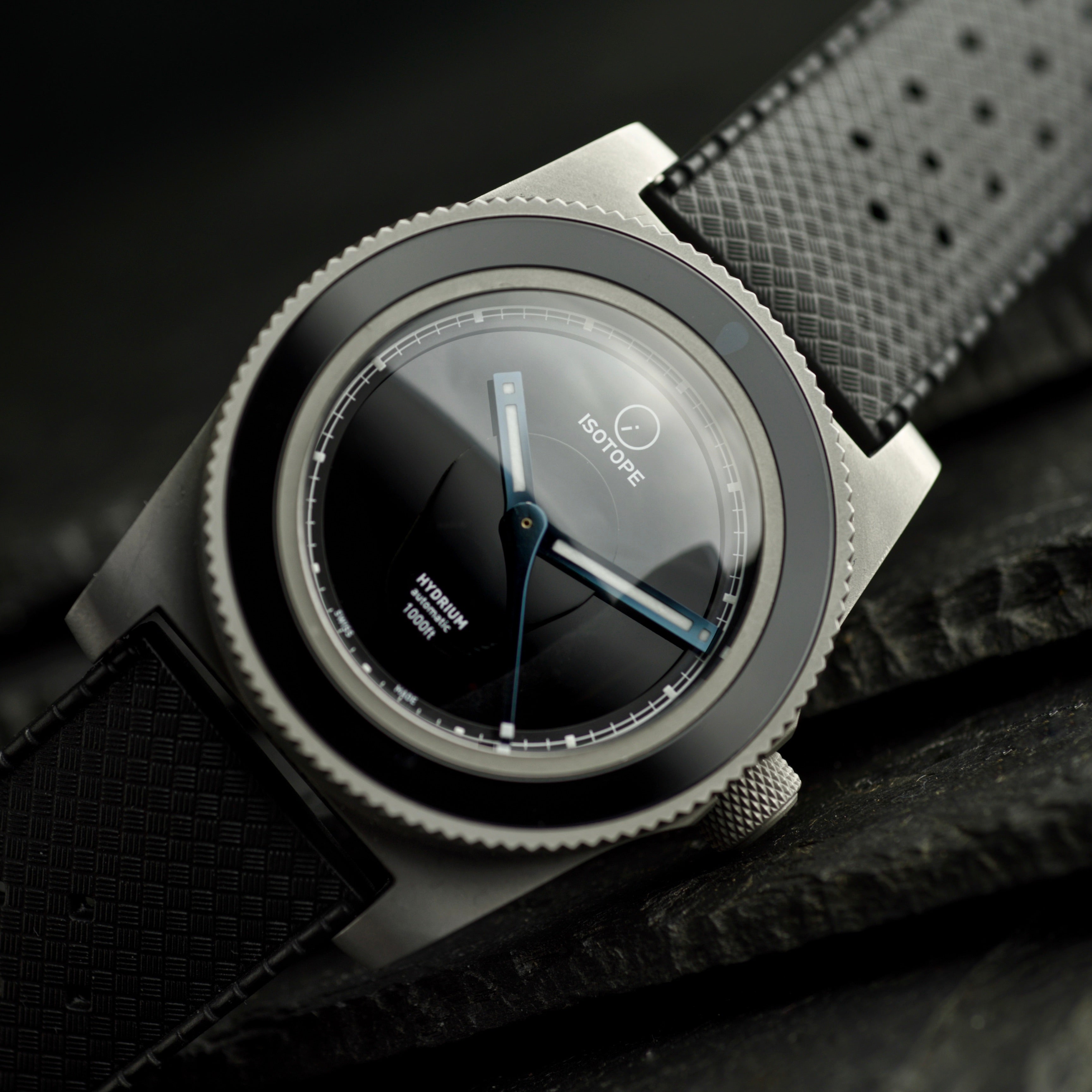 Hydrium Blue Night – Isotope Watches