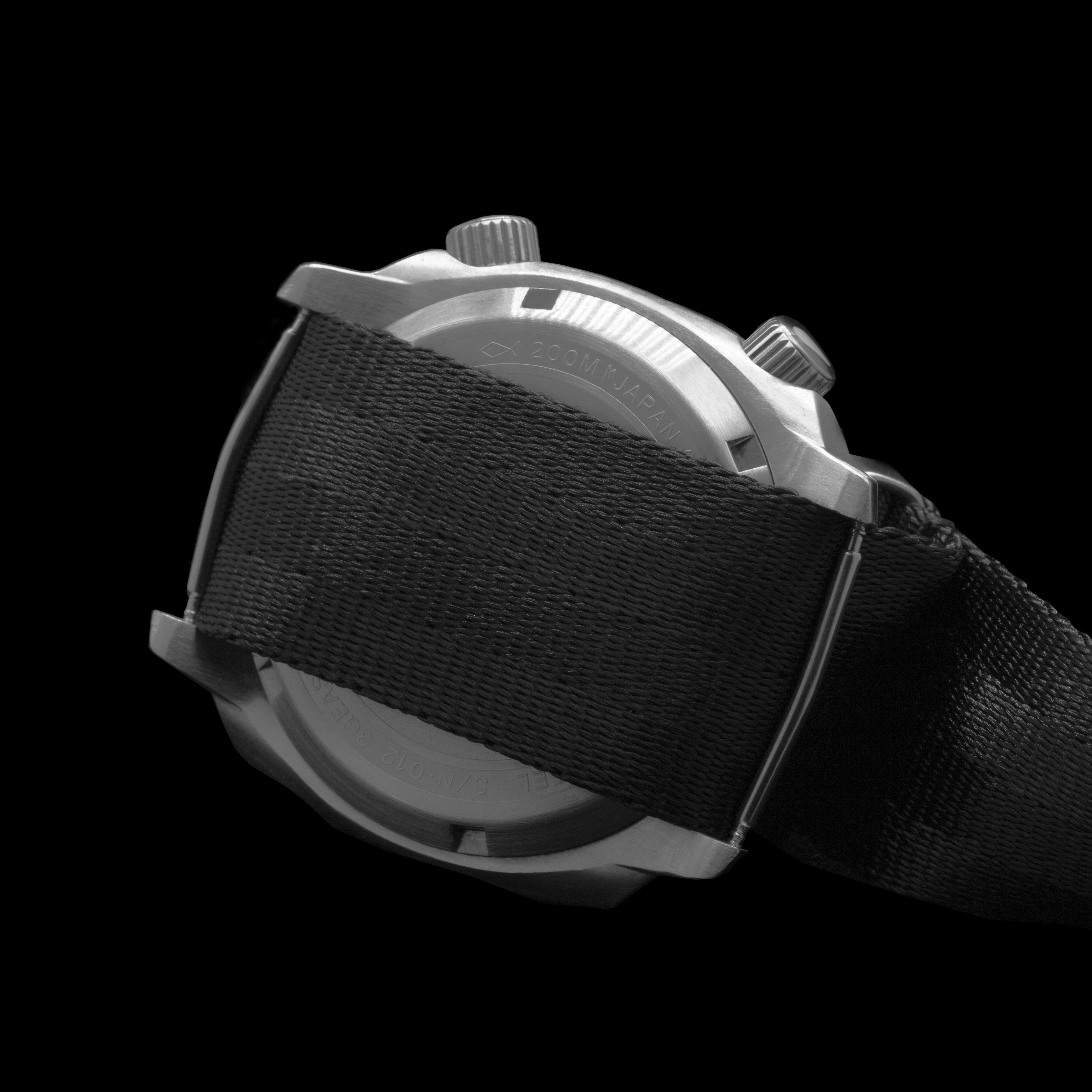 Black N. strap