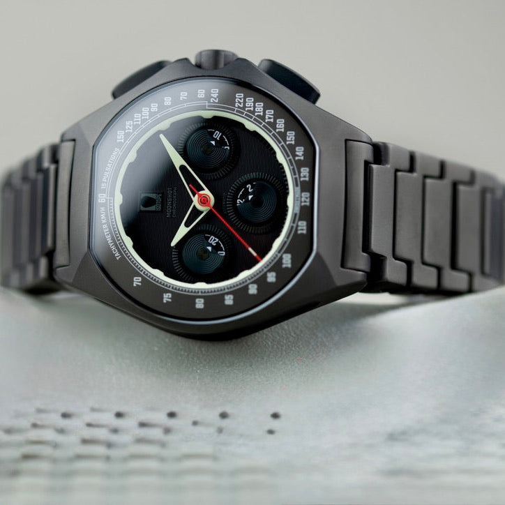 Close-up of Moonshot Stealth with a DLC Titanium bracelet