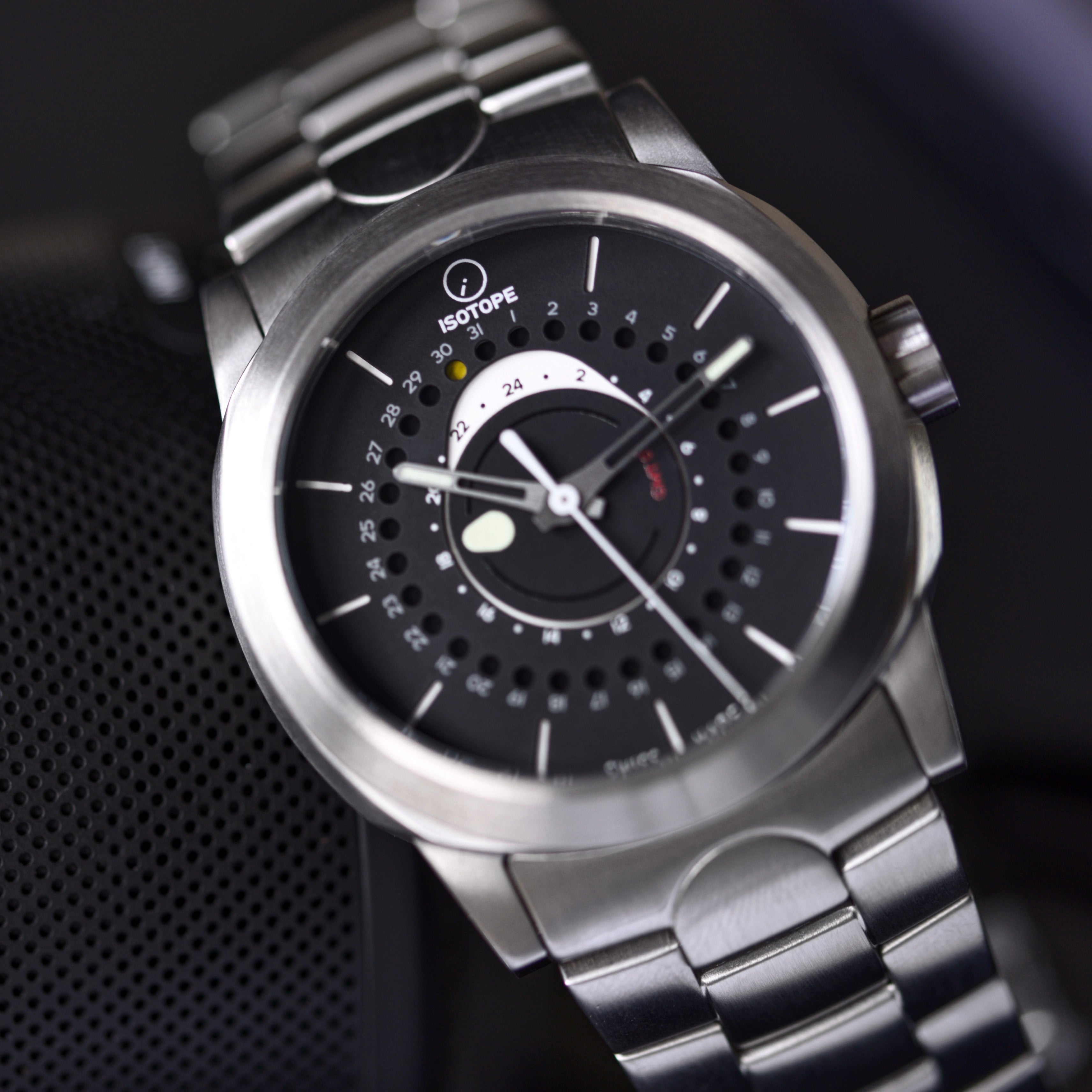 Isotope GMT 0º