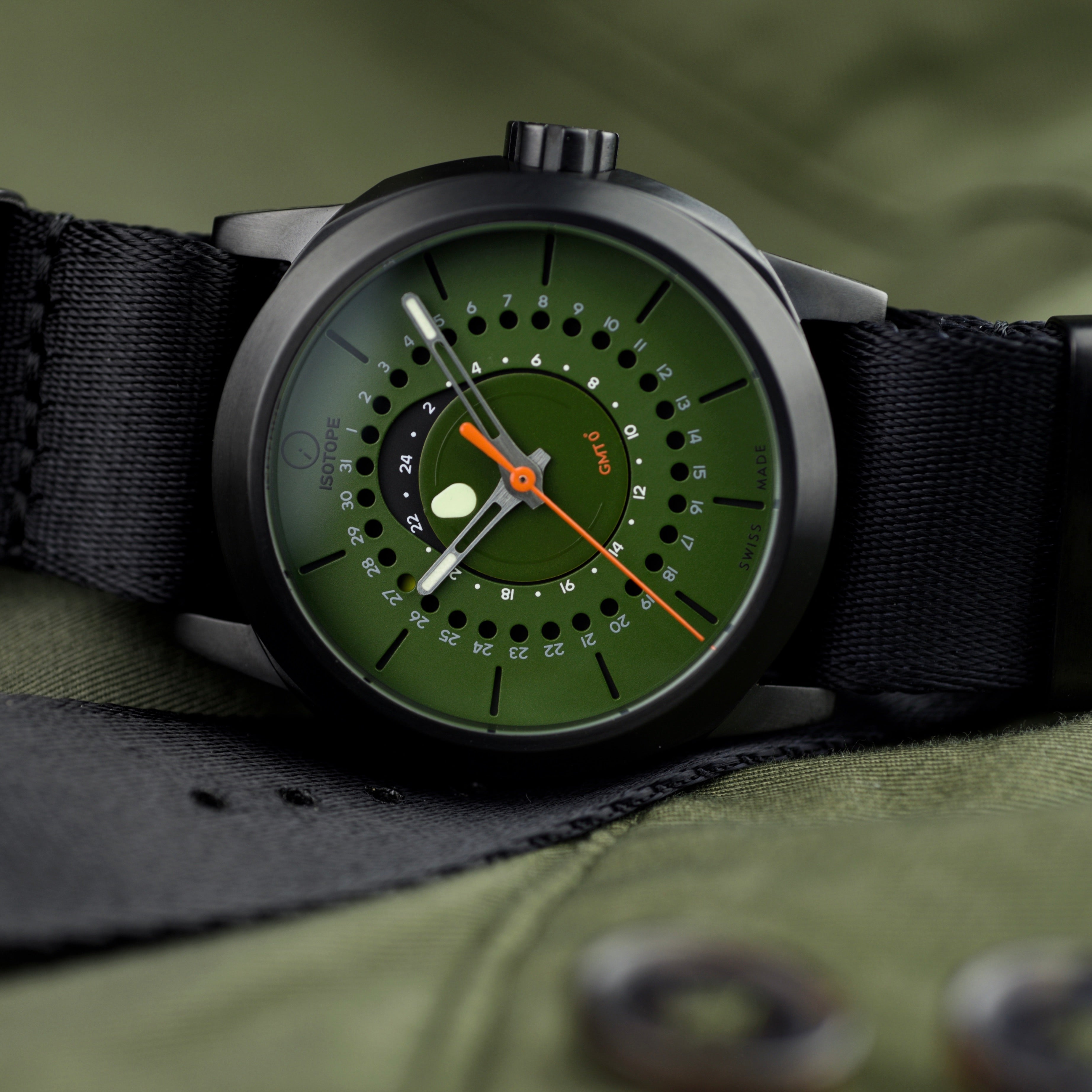 Isotope GMT 0º