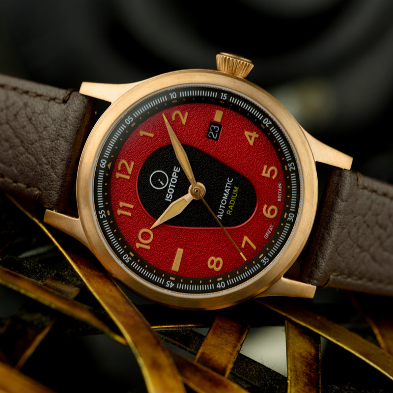 makeup sejle vokal Old Radium Bronze Pilot – Isotope Watches
